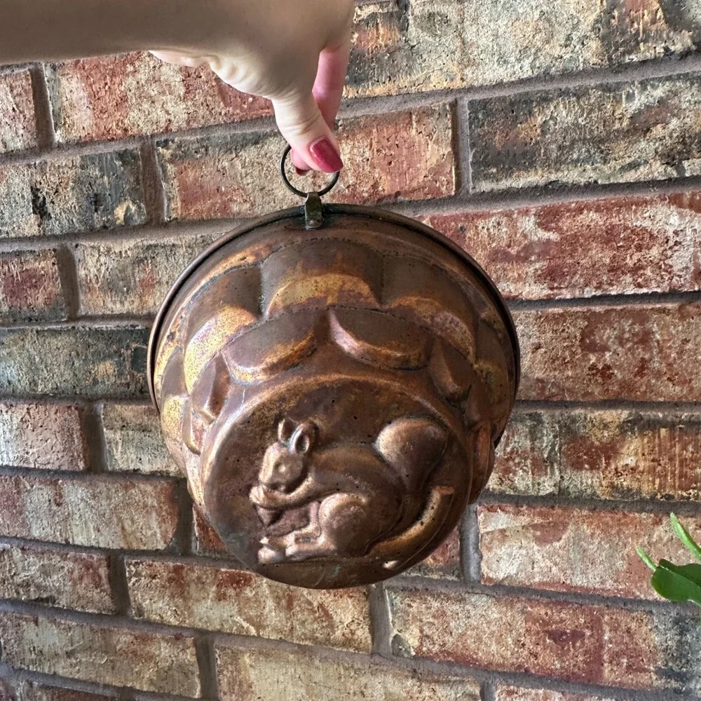 Vintage Copper Squirrel Bundt Cake Mold Wall Hanging Kitchen Decor Rustic